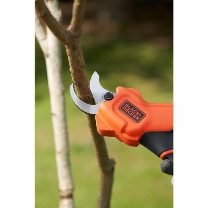 Tijeras de podar BLACK+DECKER - Batería de litio 18V 2Ah - Capacidad de corte 25mm - Gatillo de seguridad 1