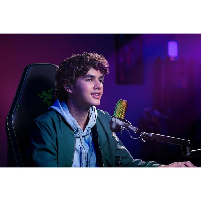 Razer Seiren V3 Chroma Micrófono para tableta, Supercardioide, USB-C, Negro, Plug and Play, con retroiluminación LED 2 Razer Seiren V3 Chroma Micrófono para tableta, Supercardioide, USB-C, Negro, Plug and Play, con retroiluminación LED 2