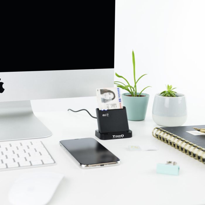 TooQ TQR-220B Lector de Tarjetas Inteligentes DNIe 3.0, USB 2.0, Negro. Compatible con PC, Mac, Linux y Smartphone. 3 TooQ TQR-220B Lector de Tarjetas Inteligentes DNIe 3.0, USB 2.0, Negro. Compatible con PC, Mac, Linux y Smartphone. 3