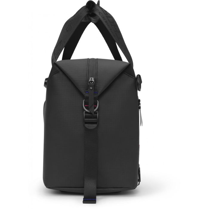 ASUS ROG SLASH Duffle Bag 18 ASUS ROG SLASH Duffle Bag 18