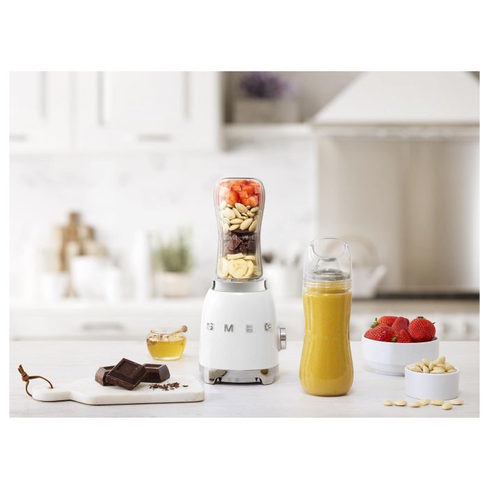 Smeg PBF01WHEU Batidora de Vaso de Acero Inoxidable, Blanco 5