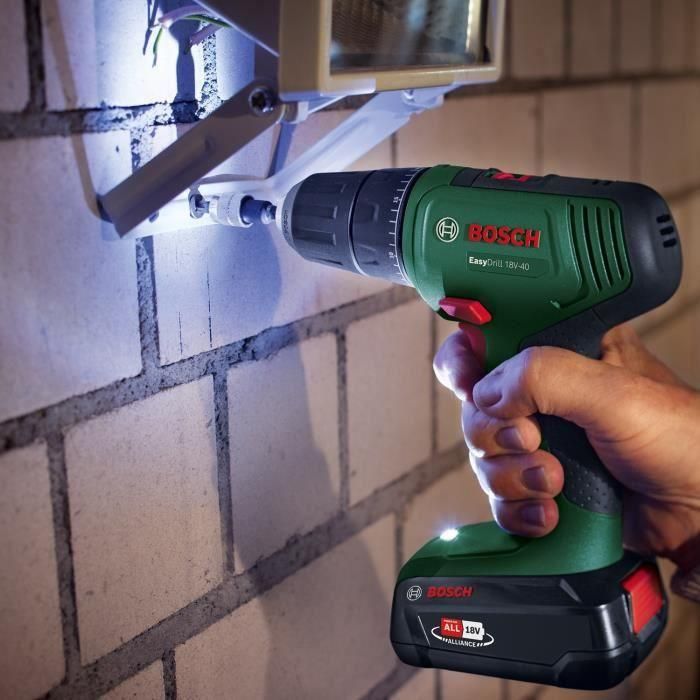 Taladro atornillador EasyDrill 18V-40 (2x 1,5 Ah) + AL18V-20 en estuche de transporte 1 Taladro atornillador EasyDrill 18V-40 (2x 1,5 Ah) + AL18V-20 en estuche de transporte 1