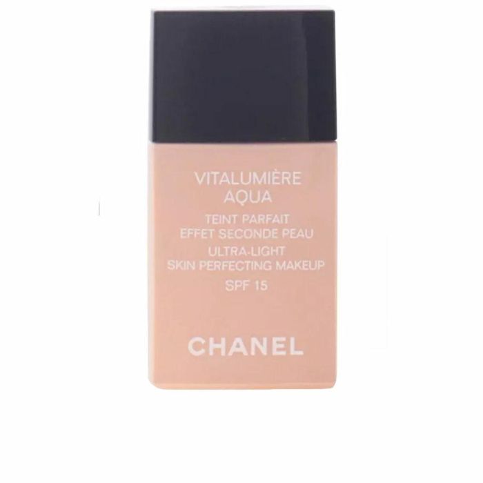 Base de Maquillaje Fluida Vitalumière Aqua Chanel 3 Base de Maquillaje Fluida Vitalumière Aqua Chanel 3