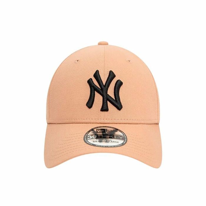 Gorra New Era LEAGUE ESSENTIAL 39THIRTY New York Yankees Salmón