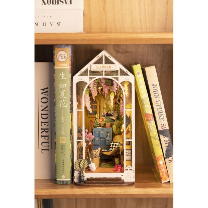 ROBOTIME Maqueta Sujetalibros Casa de las Flores 240pzs con Iluminación LED Invernadero de Madera Montaje Creativo