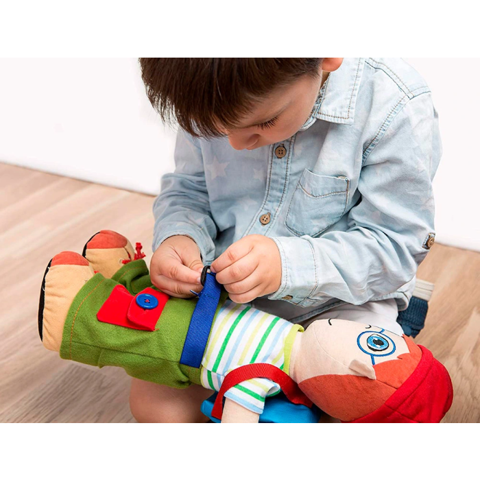 Miniland Juego de Muñecos Europeos, Colección que Favorece el Desarrollo de la Destreza Manual 4