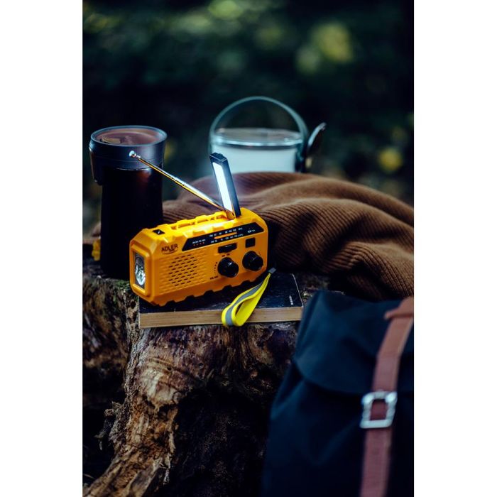 Adler Radio solar con manivela AD 1197, powerbank, linterna, FM, carga USB, 1200 mAh 6