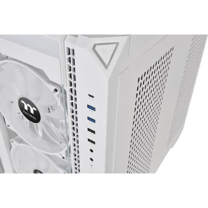 Carcasa para PC - THERMALTAKE - View 51 TG ARGB - Carcasa sin fuente de alimentación - Torre grande - Formato E-ATX - Blanco (CA-1Q6-00M6WN-00) 4 Carcasa para PC - THERMALTAKE - View 51 TG ARGB - Carcasa sin fuente de alimentación - Torre grande - Formato E-ATX - Blanco (CA-1Q6-00M6WN-00) 4