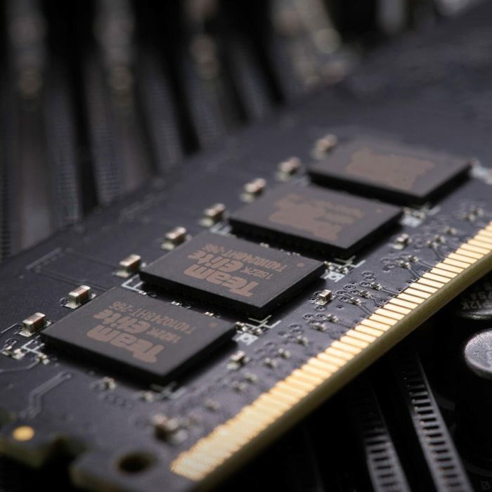 Team Group ELITE TED516G4800C4001 módulo de memoria 16 GB 1 x 16 GB DDR5 4800 MHz 4 Team Group ELITE TED516G4800C4001 módulo de memoria 16 GB 1 x 16 GB DDR5 4800 MHz 4