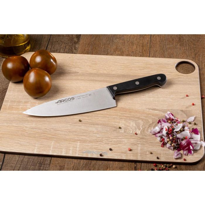Arcos Cuchillo Cocinero Universal Pro 175 mm, Acero Nitrum® Antibacteriano con Bactiproof Silver, Mango Negro y Remaches Inoxidables 4 Arcos Cuchillo Cocinero Universal Pro 175 mm, Acero Nitrum® Antibacteriano con Bactiproof Silver, Mango Negro y Remaches Inoxidables 4
