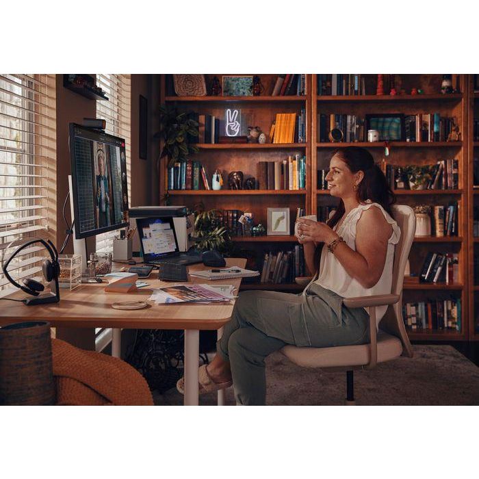 HP E32k G5 Monitor 4K USB-C de Alta Precisión. Pantalla con Visuales Increíbles, Máxima Productividad y Flexibilidad. 18
