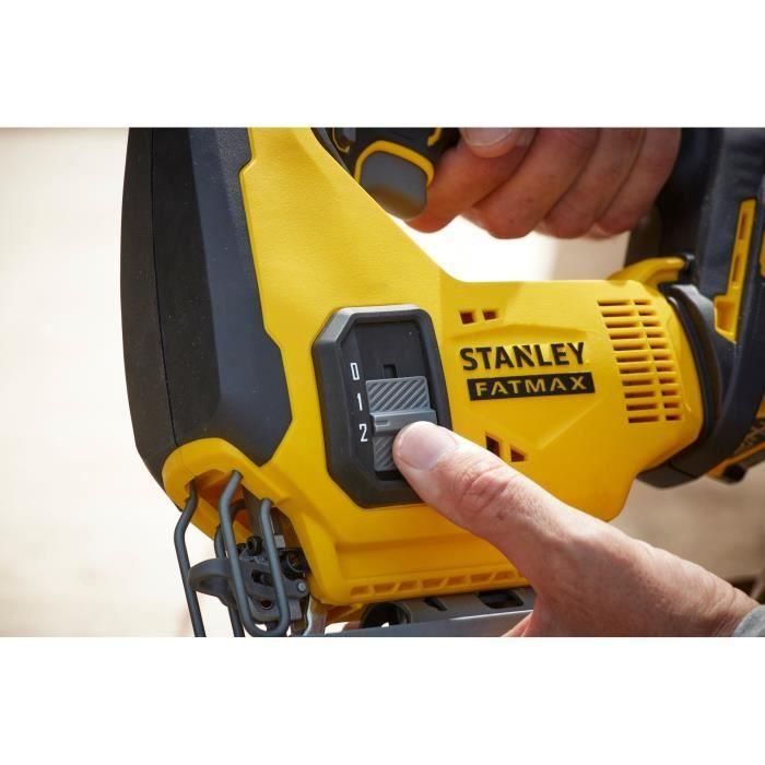 Stanley Fatmax SFMCS600B-XJ Sierra de Calar Inalámbrica 18V, Profundidad de Corte hasta 55 mm 3 Stanley Fatmax SFMCS600B-XJ Sierra de Calar Inalámbrica 18V, Profundidad de Corte hasta 55 mm 3