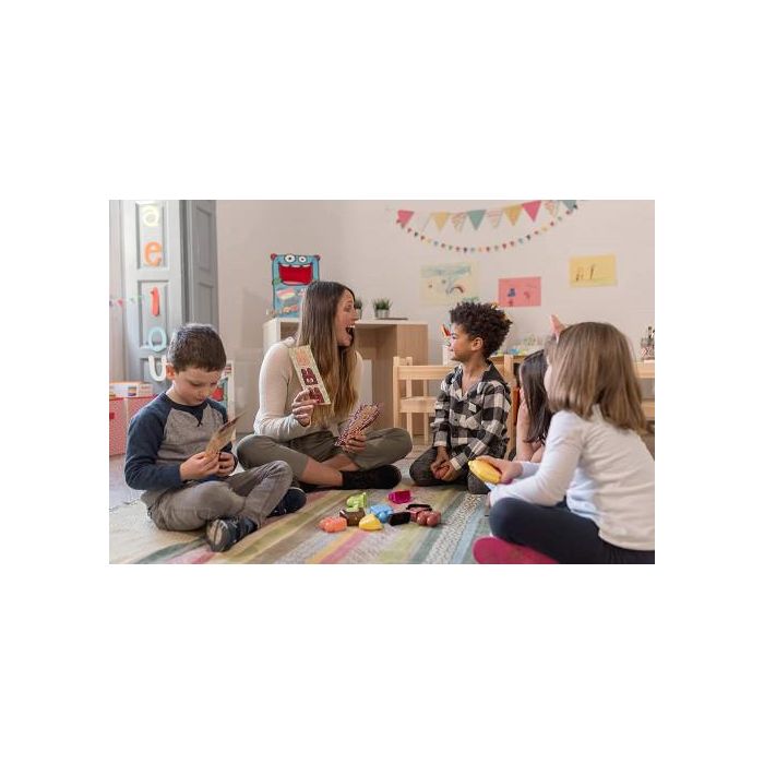 Miniland Juego Emotiblocks 32350 - Figuras para Aprender Emociones con 6 Personajes Intercambiables y Actividades 9