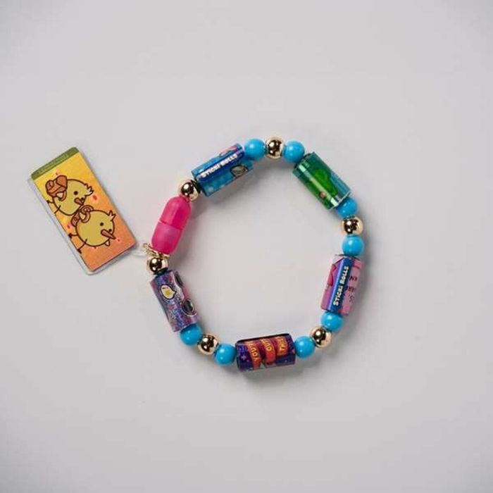 Set de pulseras sticki rolls ¡crea impresionantes pulseras con temática hawaii! incluye 2 rollos intercambiables 5 Set de pulseras sticki rolls ¡crea impresionantes pulseras con temática hawaii! incluye 2 rollos intercambiables 5