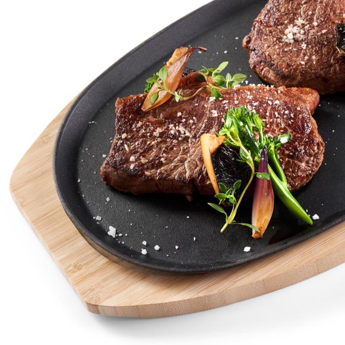 Dangrill Plato Oval Hierro Fundido 20x30 cm con Bandeja de Bambú 1