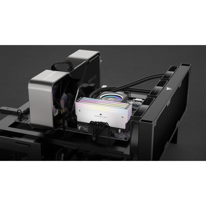 Corsair Dominator Titanium CMP64GX5M2B6400C32W Memoria RAM 64GB (2x32GB) DDR5 6400MHz 288-pin DIMM 9 Corsair Dominator Titanium CMP64GX5M2B6400C32W Memoria RAM 64GB (2x32GB) DDR5 6400MHz 288-pin DIMM 9