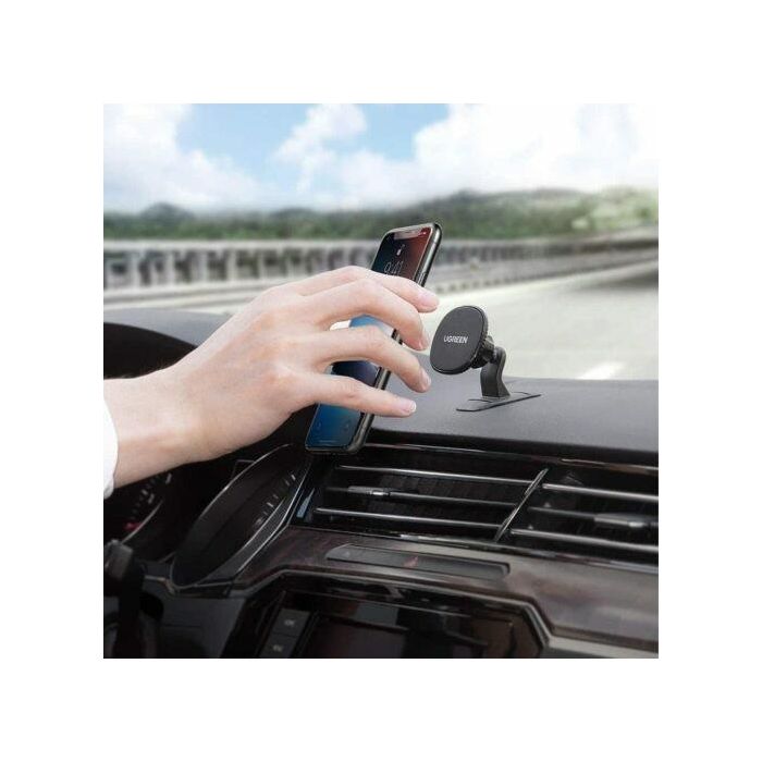 UGREEN Magnetic Phone Holder for Car 2 UGREEN Magnetic Phone Holder for Car 2