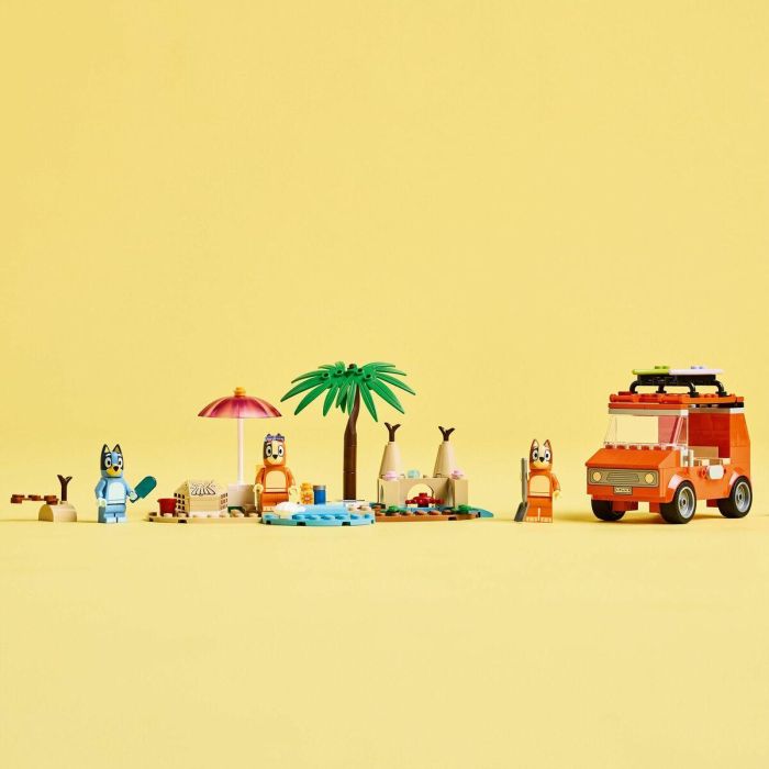 Lego Bluey Excursión Familiar a la Playa con Bluey, Bingo y Mamá, Juguete Interactivo Preescolar +4 años