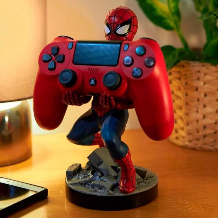 EXQUISITE GAMING Cable Guy soporte sujeción figura Spiderman Marvel 21cm para mandos y móviles 6
