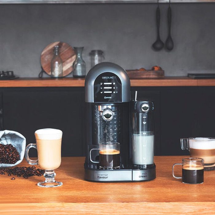 Cecotec Cafetera Express Semiautomática Power Instant-ccino 20 Chic 20 bares 1,7L Negra 1