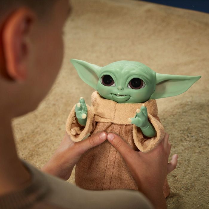 Hasbro Galactic Snackin Grogu Figura Interactiva Baby Yoda The Child Mandalorian Star Wars 23cm Sonidos y Movimientos +4 Años 14 Hasbro Galactic Snackin Grogu Figura Interactiva Baby Yoda The Child Mandalorian Star Wars 23cm Sonidos y Movimientos +4 Años 14