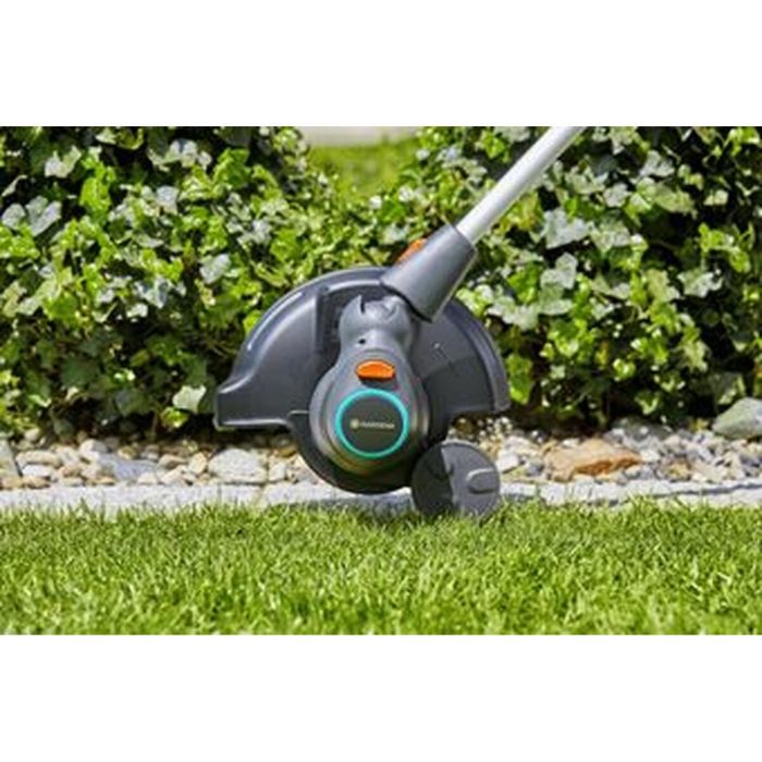 Gardena Comfortcut 550/28 Cortasetos Eléctrico - Corte 28 cm - Mango de Timón - Función de Bordeadora 7