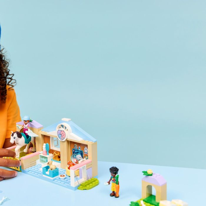 Lego Friends 42696 Clínica Veterinaria de Animales Set de Construcción con 141 Piezas y Figuras de Animales para Niños +4 Años 4
