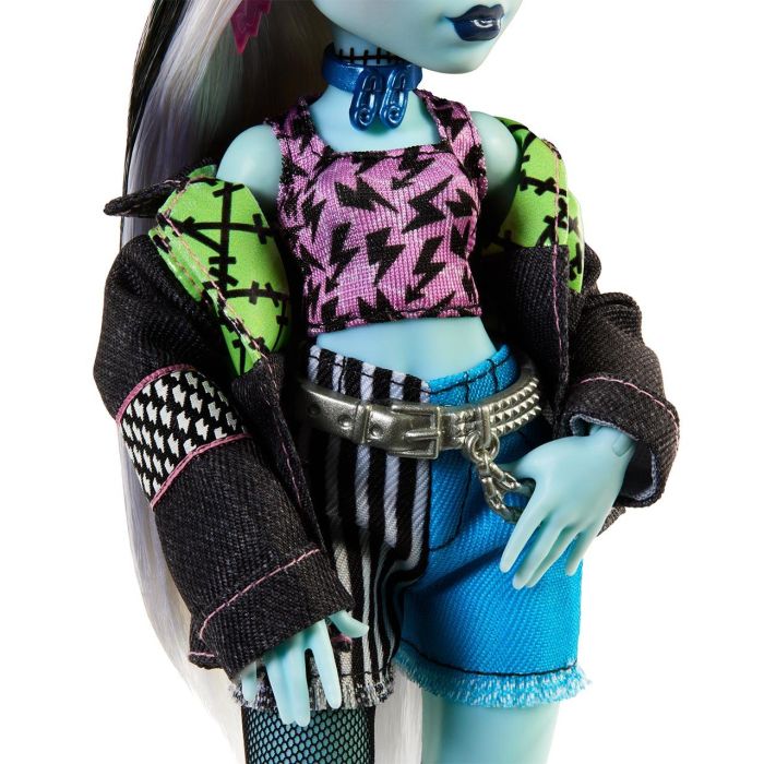 Monster High Hxh73 Muñeca Frankie Stein Fabulosa, con estilo de alto voltaje, perrito Watzie y accesorios. Edad +4 años. 2 Monster High Hxh73 Muñeca Frankie Stein Fabulosa, con estilo de alto voltaje, perrito Watzie y accesorios. Edad +4 años. 2
