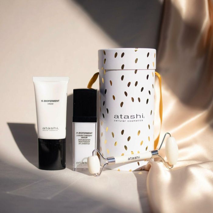 Atashi K-BIOFERMENT Estuche Tratamiento Antiedad con Probióticos para Piel Sensible. Set Crema 50ml + Sérum 30ml + Roller Jade 2 Atashi K-BIOFERMENT Estuche Tratamiento Antiedad con Probióticos para Piel Sensible. Set Crema 50ml + Sérum 30ml + Roller Jade 2