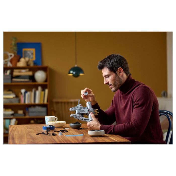 LEGO Star Wars Millennium Falcon 75375 Halcón Milenario Juego de Construcción 921 Piezas