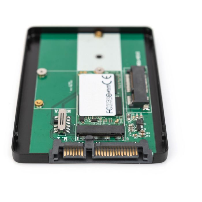 DIGITUS 2.5" SATA Festplattenadapter M.2 oder mSATA 4 DIGITUS 2.5" SATA Festplattenadapter M.2 oder mSATA 4