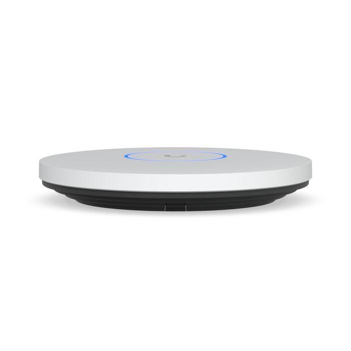 Ubiquiti WiFi 7 (802.11a/b/g/n/ac/ax/be), 6 GHz, 140 m² (1,500 ft²), 10/5/2.5/1 GbE, PoE+, 300+ clients, 206 x 32.5 mm, 750 g 3 Ubiquiti WiFi 7 (802.11a/b/g/n/ac/ax/be), 6 GHz, 140 m² (1,500 ft²), 10/5/2.5/1 GbE, PoE+, 300+ clients, 206 x 32.5 mm, 750 g 3