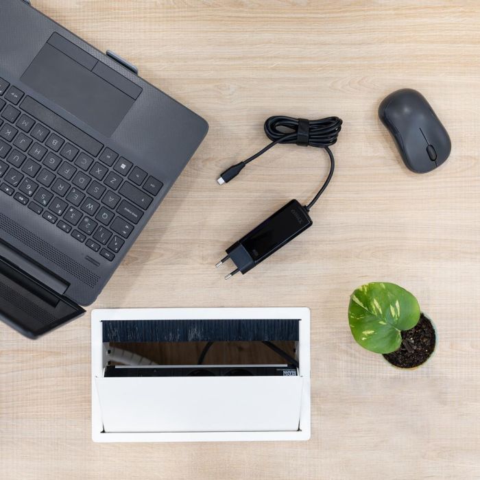 TOOQ Cargador portatil gan USB-C pd 100W, cubico negro 2