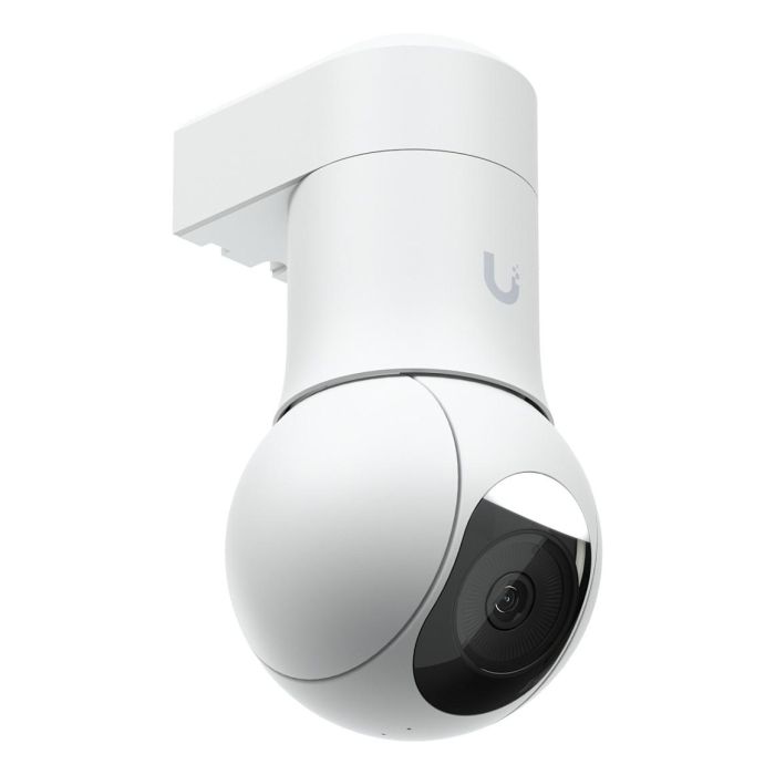 Ubiquiti Cámara IP 5MP 1/2.7" CMOS, 4MP 2688x1512 (16:9) PoE, IP66, IK04, Puerto 10/100 MbE RJ45