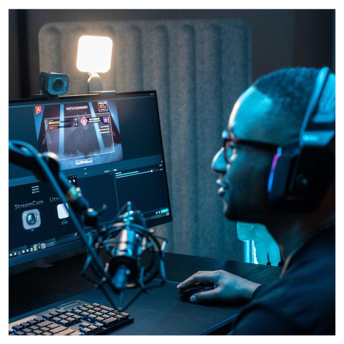 Logitech StreamCam Cámara Web Negra, Full HD 1080p, 60 fps, Micrófono Integrado, Autoenfoque, USB 1