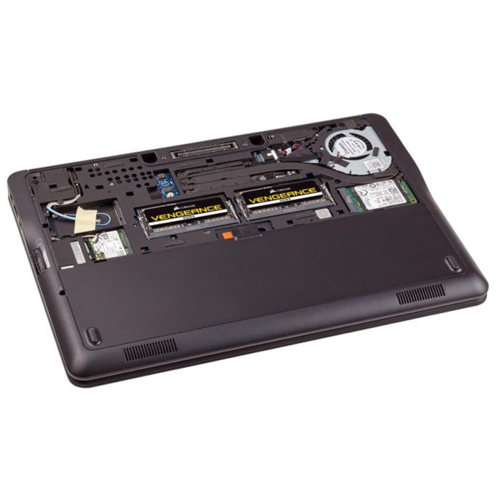 Memoria RAM Corsair 16 GB DDR4 3200 MHz CL22 9 Memoria RAM Corsair 16 GB DDR4 3200 MHz CL22 9