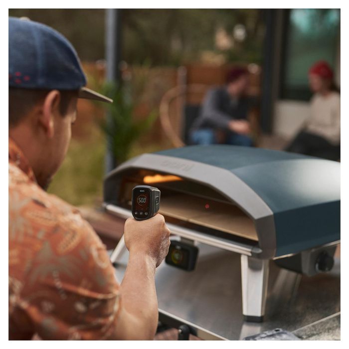 Ooni Karu 2 Pro UU-P2EE00 - Horno de Pizza para Exterior, 46 cm, Negro/Plata, Calienta a 500 °C