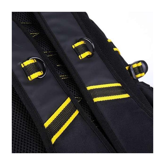 Cerdá Mochila Casual Técnica Batman Negra, 100% Poliéster, Perfecta para Uso Diario. Edad Mínima Recomendada: 16 Años 13
