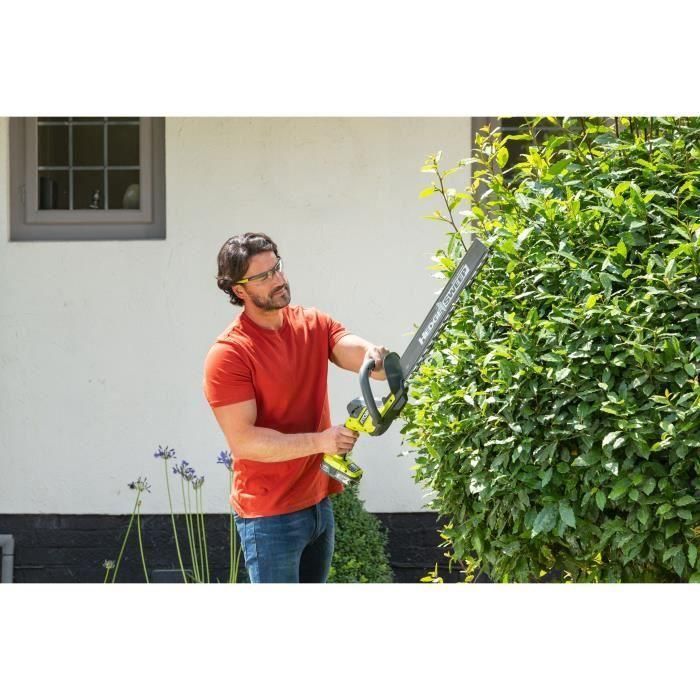 Cortasetos LINEA 18V - diseño en línea - cuchillas de 50 cm - distancia de 24 mm - 1 batería de litio+ de 18V 2,0 Ah y 1 cargador de 1,5 A 1 Cortasetos LINEA 18V - diseño en línea - cuchillas de 50 cm - distancia de 24 mm - 1 batería de litio+ de 18V 2,0 Ah y 1 cargador de 1,5 A 1