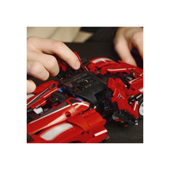 LEGO Ferrari FXX K Set de Construcción para Adultos - Maqueta de Coche Deportivo 1:13 con Motor V12 y Puertas de Mariposa, para Mayores de 10 Años (42143) 4