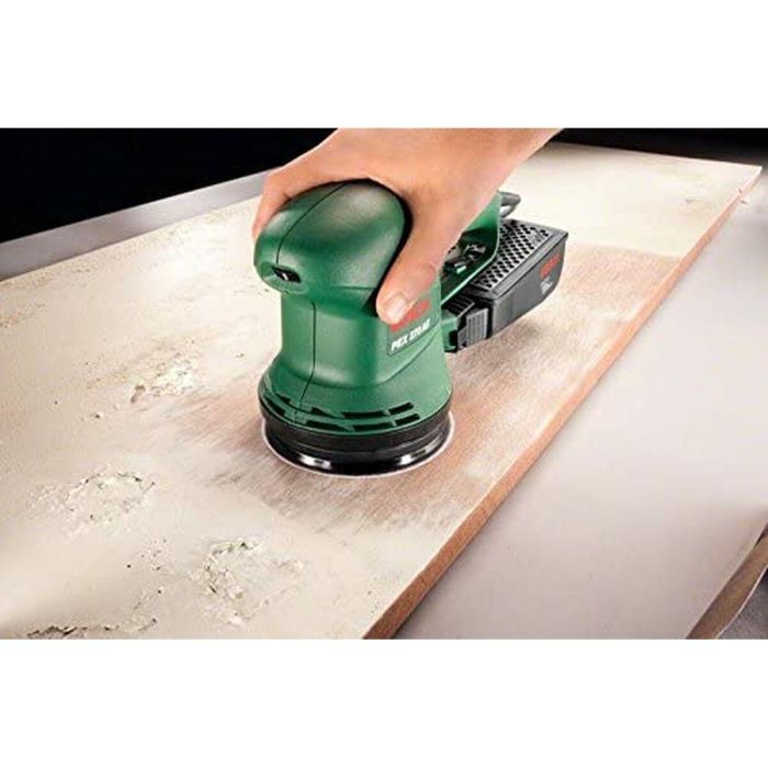 Bosch PEX300AE Lijadora Orbital Aleatoria Universal de 270W, ideal para Acabados Finos y Múltiples Superficies, Diseño Ergonómico 2 Bosch PEX300AE Lijadora Orbital Aleatoria Universal de 270W, ideal para Acabados Finos y Múltiples Superficies, Diseño Ergonómico 2