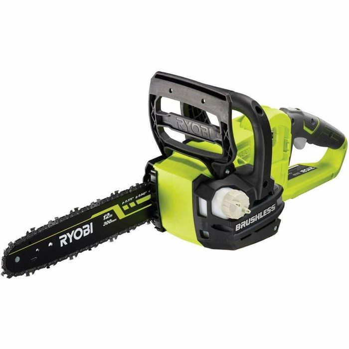 Ryobi Motosierra a Batería 18V con Motor sin Escobillas y Guía de 30 cm - Solo Máquina (Sin Batería ni Cargador) 1 Ryobi Motosierra a Batería 18V con Motor sin Escobillas y Guía de 30 cm - Solo Máquina (Sin Batería ni Cargador) 1