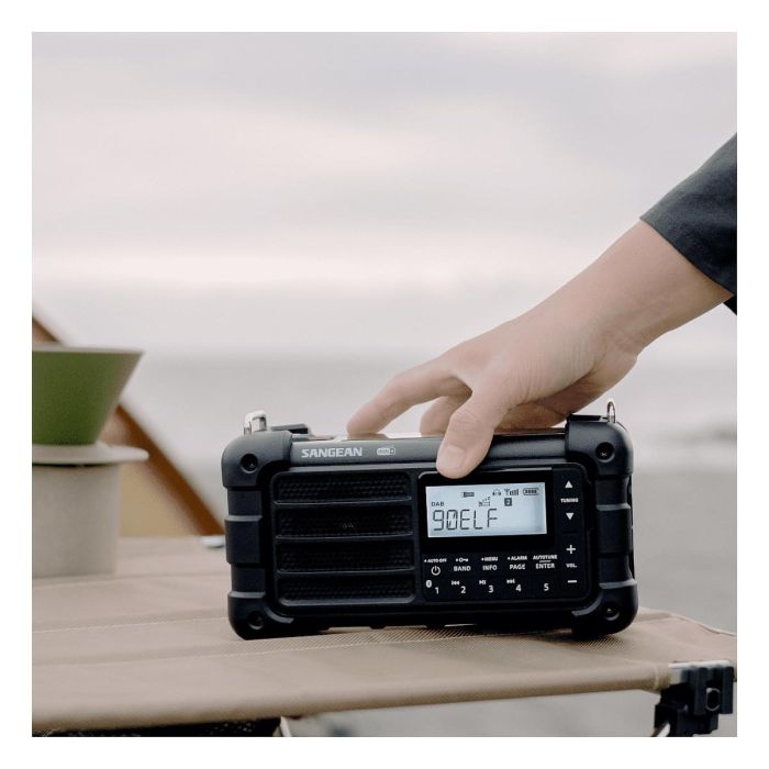 Sangean MMR-99 - Radio digital portátil de emergencia DAB+/FM, a manivela, solar, Bluetooth 5.0, resistente IP55, color negro Sangean MMR-99 - Radio digital portátil de emergencia DAB+/FM, a manivela, solar, Bluetooth 5.0, resistente IP55, color negro