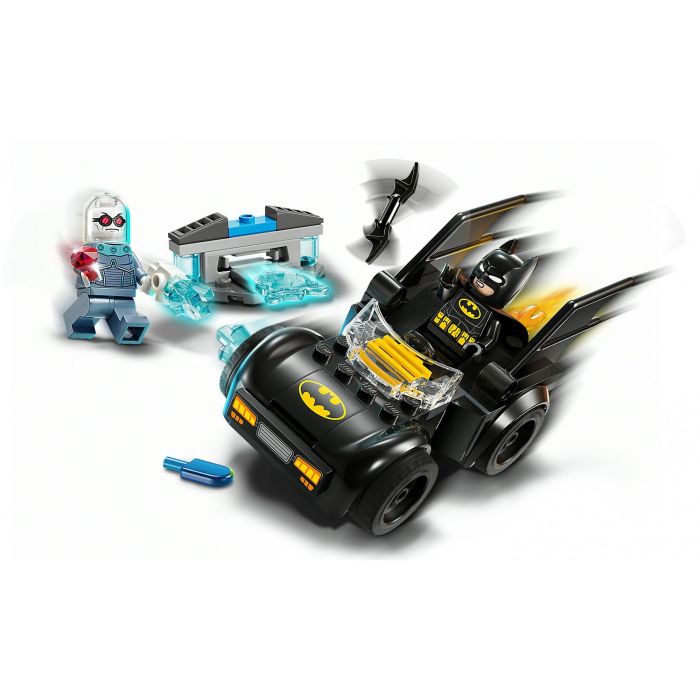 LEGO 76301 Set de Construcción DC Comics Batman y Batmóvil vs. Mr. Freeze con Minifiguras de Batman y Mr. Freeze, +4 años 5 LEGO 76301 Set de Construcción DC Comics Batman y Batmóvil vs. Mr. Freeze con Minifiguras de Batman y Mr. Freeze, +4 años 5