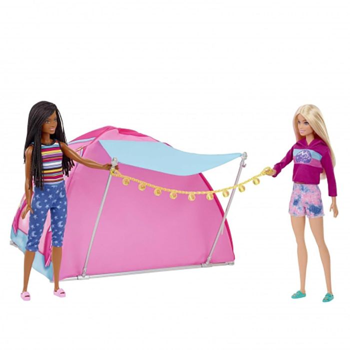 Barbie Hgc18 Set Camping con Muñecas Malibu & Brooklyn Roberts, Tienda de Campaña y Accesorios. Incluye Sillas, Telescopio, Hoguera 6
