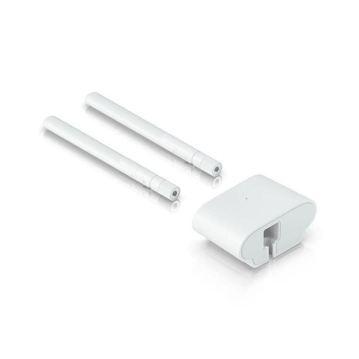 Ubiquiti 3 dBi, 4 dBi, 154 x 15 x 15 mm, 42 g 9 Ubiquiti 3 dBi, 4 dBi, 154 x 15 x 15 mm, 42 g 9