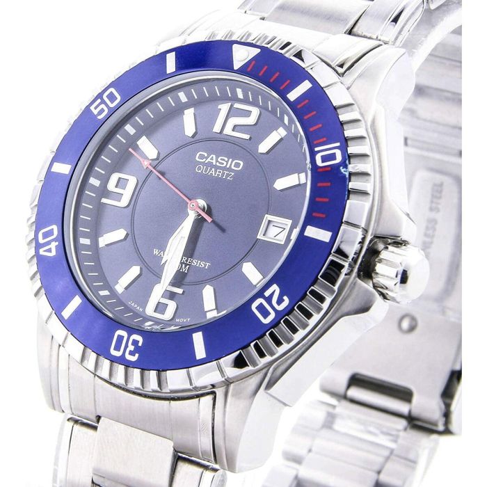 Casio Reloj de Acero Inoxidable BASIC Gris 3 Casio Reloj de Acero Inoxidable BASIC Gris 3