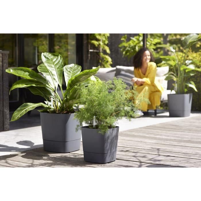 ELHO - Maceta - Greensense Aqua Care Square 30 - Gris carbón - Interior/exterior - Ø 29,5 x H 30,2 cm 1 ELHO - Maceta - Greensense Aqua Care Square 30 - Gris carbón - Interior/exterior - Ø 29,5 x H 30,2 cm 1