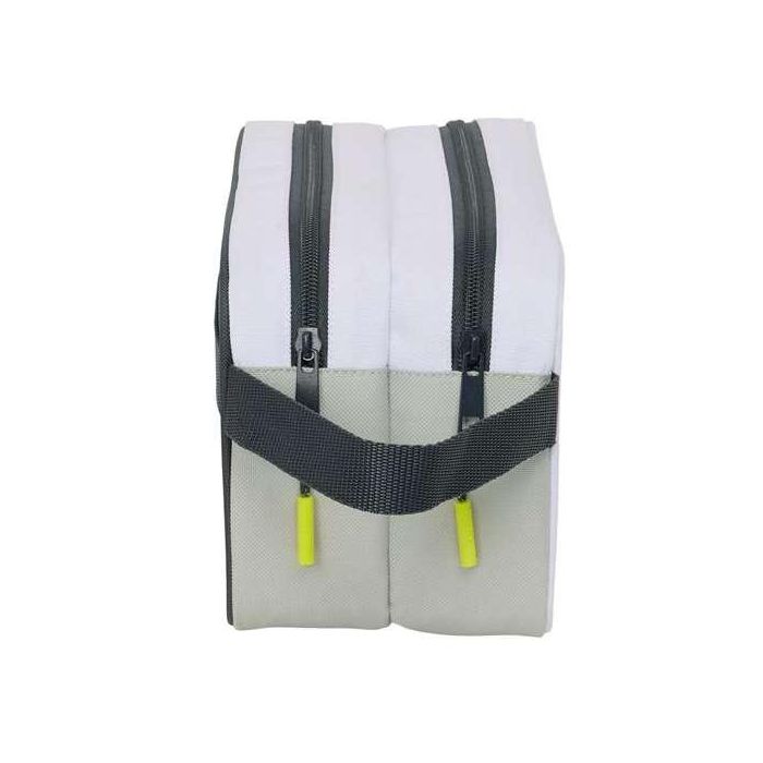 Neceser 2 cremalleras adapt.carro real madrid equip. 25/26 26x15x12,5 cm 2 Neceser 2 cremalleras adapt.carro real madrid equip. 25/26 26x15x12,5 cm 2