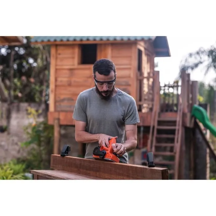 Black+Decker Cepillo Eléctrico BEW712-QS 710W, 16.500 rpm, 82 mm ancho corte Black+Decker Cepillo Eléctrico BEW712-QS 710W, 16.500 rpm, 82 mm ancho corte